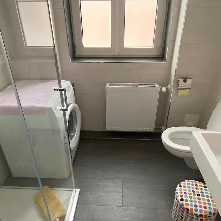 Greenhouse 22 * Klagenfurt am Woerthersee