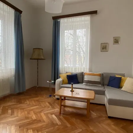 Greenhouse 22 Apartman *